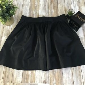 ‼️Banana Republic Black Pleated Skirt w Pockets/G6
